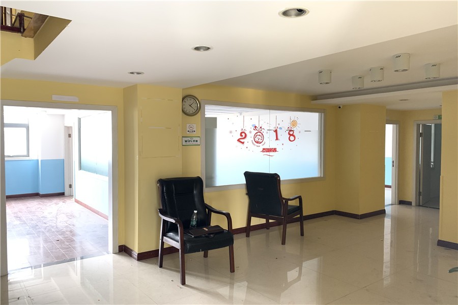 东鹏创富商务广场面积340平